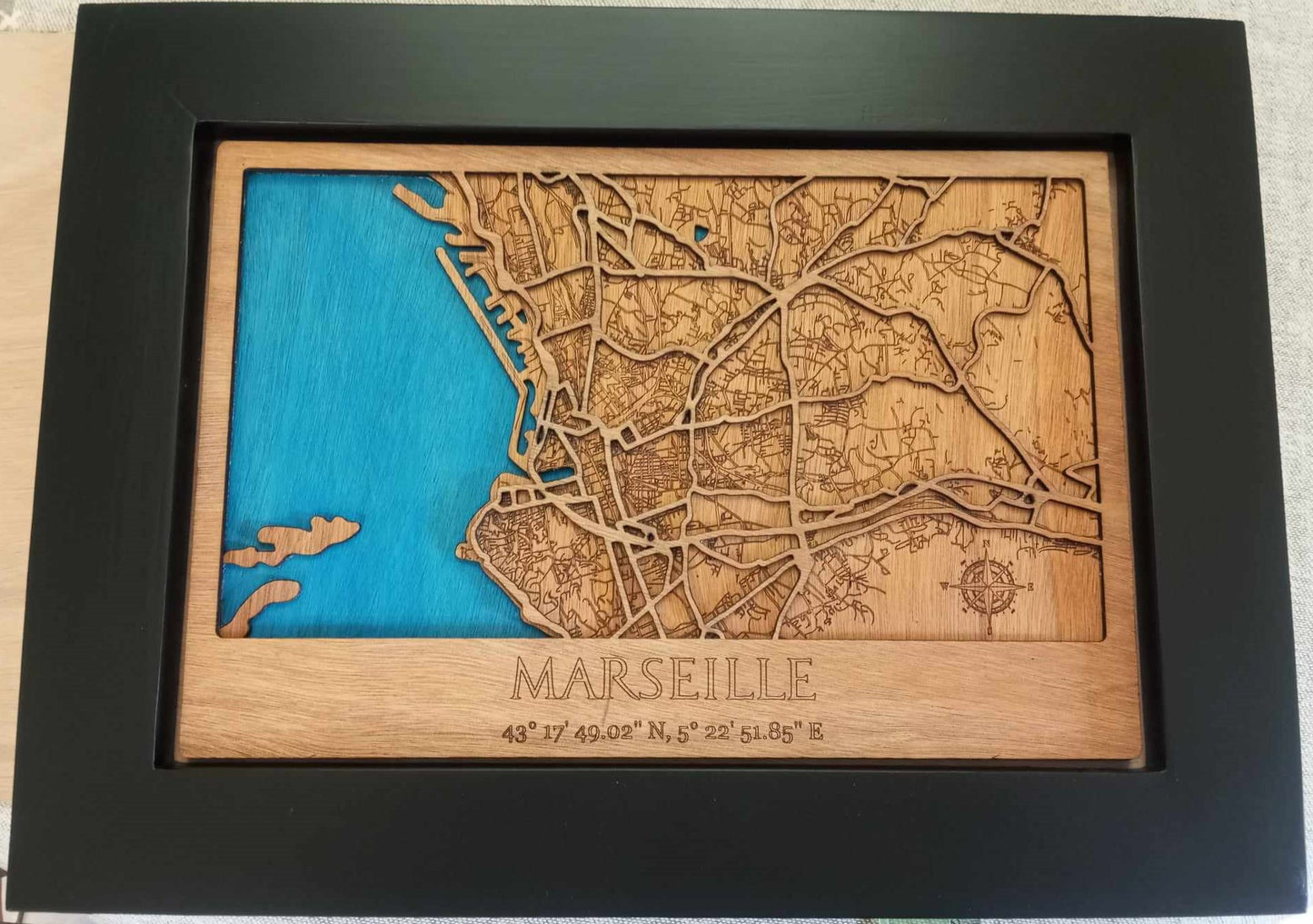 Tableau Marseille multi couche 40 x 30 cm avec cadre sur commande